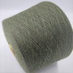 alyvuogiu-spalva-merino-vvilna-siulai