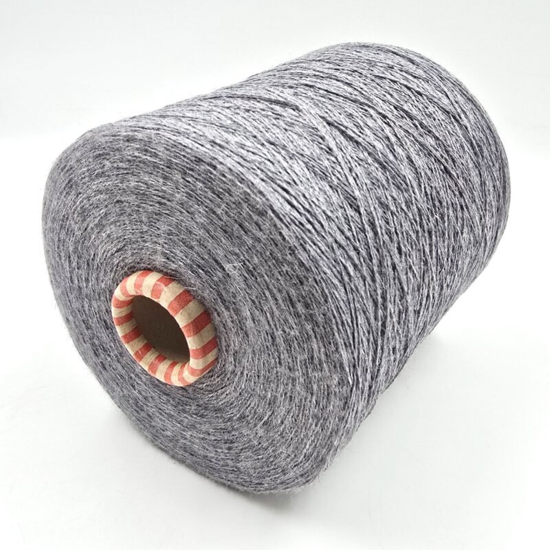 100% Merino vilna AMICO SOFT (Ritė 780g)