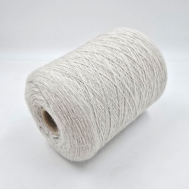 100% Merino vilna VICTORIA (Ritė 720g)