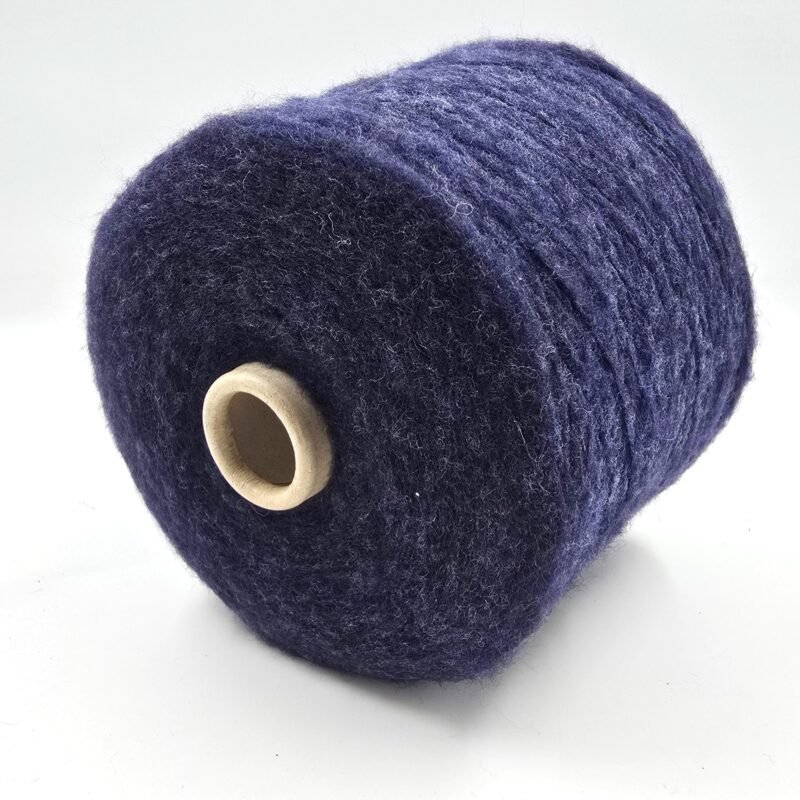 30% Merino vilna, 20% Poliamidas, 50% Akrilas (Ritė 700g)