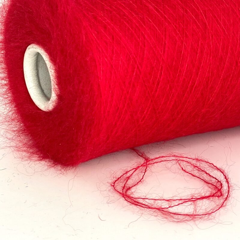 50% Super Kid Mohera, 20% Merino Vilna, 30% Poliamidas - Image 2