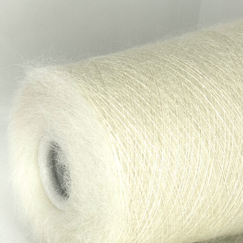 pieno-balta-silk-kid-siulai-ritese