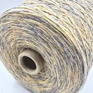 10% Kašmyras, 40% Merino Vilna, 15% Viskozė, 35% Poliamidas