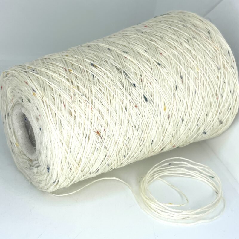 pieno-balta-merino-vilna-tvidas-su-silku