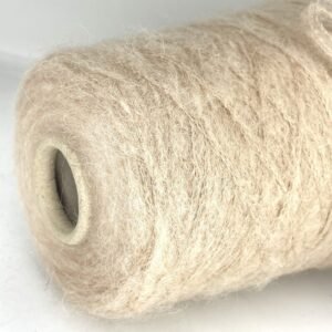 30% Alpaka, 42% Nailonas, 28% Akrilas