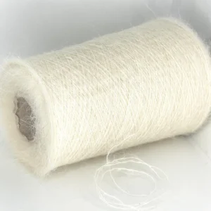 67% KID Mohera, 3% Vilna, 30% Poliamidas AURORA