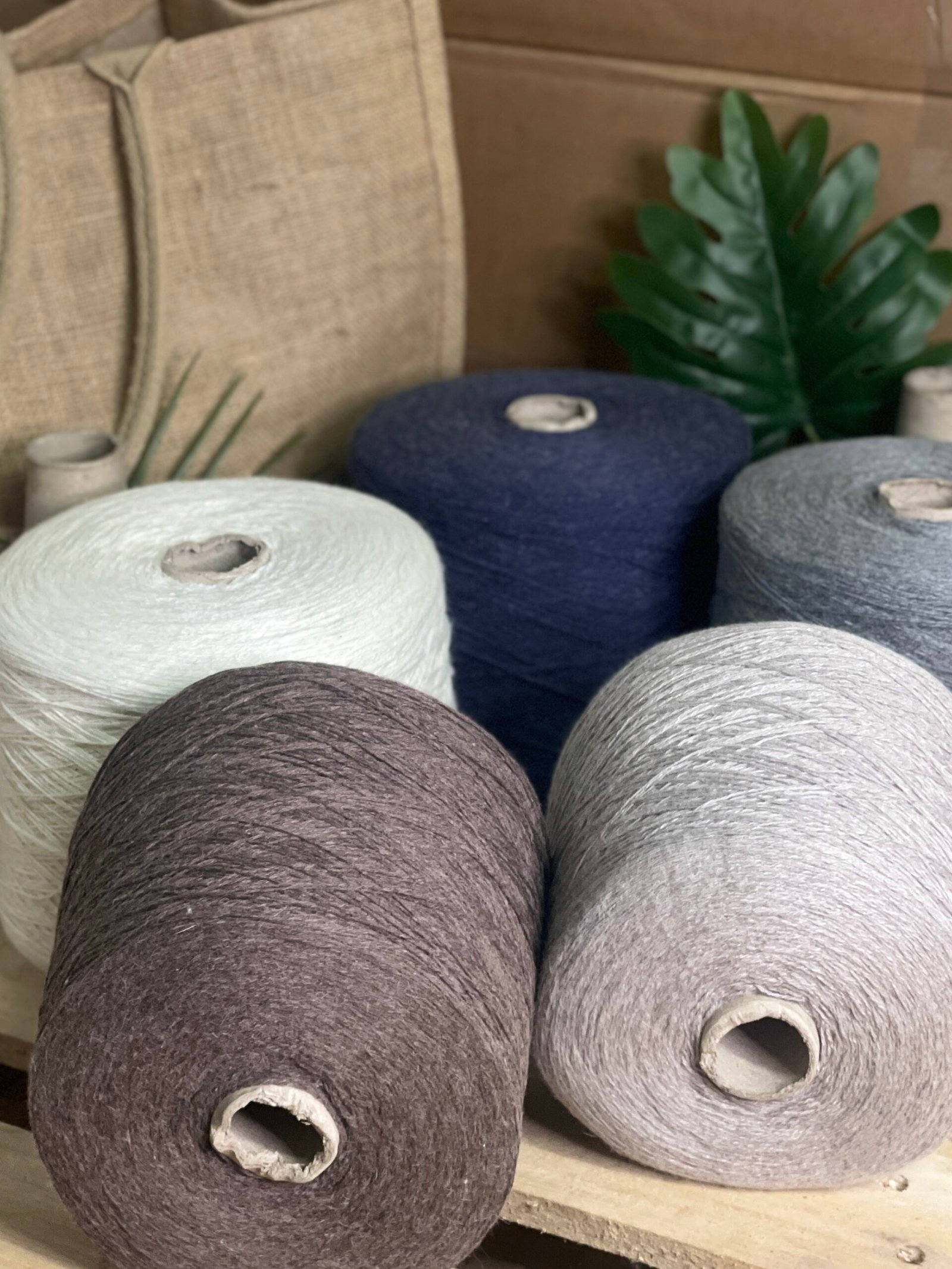 15% Angora, 20% Merino Vilna, 65% Viskozė AGORA - Image 2