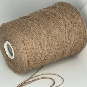50% Angora, 10% Merino Vilna, 40% Poliamidas