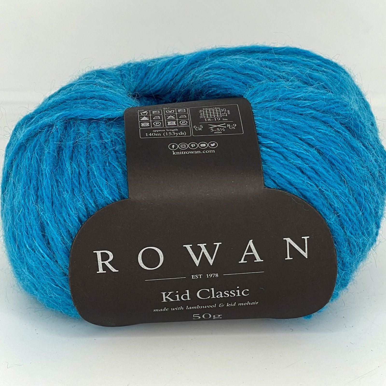 22% Kid Mohera, 70% Eriuko vilna, 8% Poliamidas