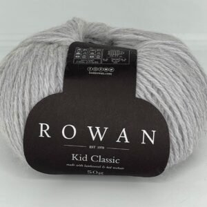 22% Kid Mohera, 70% Eriuko vilna, 8% Poliamidas