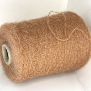 30% Alpaka, 40% Akrilas, 30% Poliamidas CATERINA