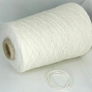 70% Angora, 10% Merino Vilna, 20% Poliamidas MINNIE