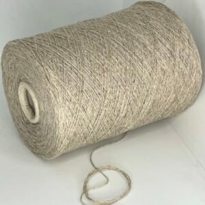 40% Baby Jakas, 10% Kašmyras, 30% Merino Vilna, 20% Šilkas